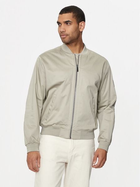 Calvin Klein Kurtka bomber Hero K10K113496 Beżowy Regular Fit. Brązowe kurtki męskie Calvin Klein, l, bez wzorów, z bawełny, bez ramiączek, bez kaptura. Za 479.99 zł.