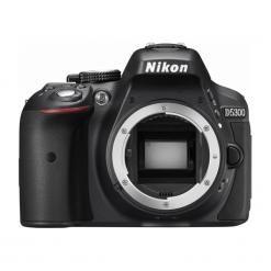 Nikon D5300 - korpus, pudełko od zestawu. Aparaty lustrzanki marki NIKON. Za 2,099.00 zł.