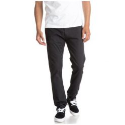 Quiksilver Spodnie Krandy M Tarmac 32. Długie spodnie sportowe męskie marki Quiksilver. W wyprzedaży za 219.00 zł.