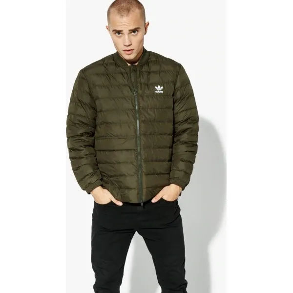 Adidas Kurtka Sst Outdoor Winter , khaki, rozmiar XL. Brązowe kurtki męskie ADIDAS, m, bez wzorów, z materiału, bez ramiączek, bez kaptura. W wyprzedaży za 429.99 zł.