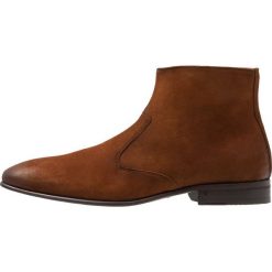 ALDO QIRESSA Botki cognac. Brązowe sztyblety męskie Aldo, z materiału. Za 579.00 zł.