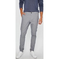 Selected - Spodnie. Spodnie na co dzień męskie marki Selected. W wyprzedaży za 179.90 zł.