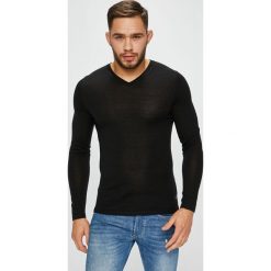S. Oliver - Sweter. Czarne swetry męskie s.Oliver BLACK LABEL, z dzianiny, z krótkim rękawem. W wyprzedaży za 179.90 zł.