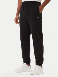 Calvin Klein Spodnie dresowe Nano Standard Logo LV04LF247G Czarny Regular Fit. Czarne spodnie dresowe męskie Calvin Klein, bez wzorów, z bawełny. Za 399.99 zł.