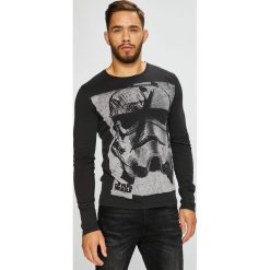 Pepe Jeans - Longsleeve. Czarne koszulki męskie z długim rękawem marki Pepe Jeans, z nadrukiem, z dzianiny, z okrągłym kołnierzem, z długim rękawem. W wyprzedaży za 159.90 zł.