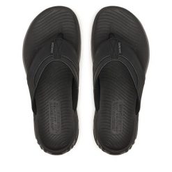 Japonki Skechers. Czarne klapki i japonki męskie Skechers, bez wzorów. Za 229.99 zł.