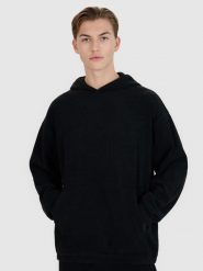 4F Bluza dresowa nierozpinana z kapturem męska - czarna M. Czarne bluzy z kapturem męskie 4f, m, bez wzorów, z dresówki, z kapturem. Za 179.99 zł.