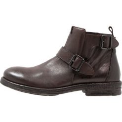 Replay HERT Botki dark brown. Buty zimowe męskie marki Replay. W wyprzedaży za 516.75 zł.