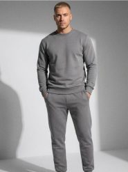 Bluza crewneck z domieszką bawełny - szary. Szare bluzy nierozpinane męskie Sinsay, l, bez wzorów, z bawełny, bez ramiączek, bez kaptura. Za 29.99 zł.