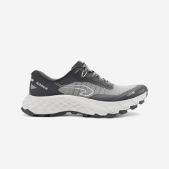 Buty do biegania w terenie męskie Kiprun MT Cushion 2. Białe buty do biegania męskie KIPRUN, bez wzorów, z kauczuku, bez zapięcia, do biegania. Za 449.99 zł.