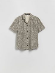 Wzorzysta koszula regular fit - beżowy. Brązowe koszule męskie Reserved, l, bez wzorów, z tkaniny, bez kołnierzyka, bez ramiączek. Za 129.99 zł.