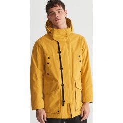 Kurtka parka z kapturem - Żółty. Kurtki męskie marki Reserved. Za 299.99 zł.