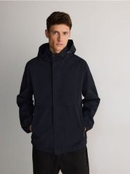 Gładka kurtka z kapturem - granatowy. Niebieskie kurtki męskie Reserved, l, bez wzorów, bez ramiączek, z kapturem. W wyprzedaży za 199.99 zł.