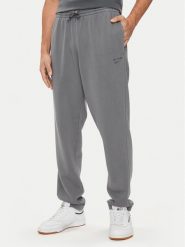 Reebok Spodnie dresowe Ri Washed 100200154 Szary Regular Fit. Szare spodnie dresowe męskie Reebok, bez wzorów, z bawełny. Za 159.99 zł.