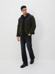 Kurtka sherpa - ciemnozielony. Zielone kurtki męskie Reserved, l, bez wzorów, bez ramiączek, bez kaptura. Za 179.99 zł.