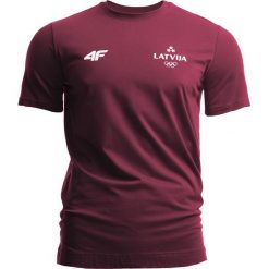 Koszulka męska Łotwa Pyeongchang 2018 TSM800 - bordowy. Czerwone t-shirty męskie 4f, m, bez wzorów, z bawełny, bez kołnierzyka, bez ramiączek. W wyprzedaży za 49.99 zł.