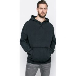Review - Bluza. Czarne bluzy nierozpinane męskie Review, bez wzorów, z bawełny, bez ramiączek. W wyprzedaży za 99.90 zł.