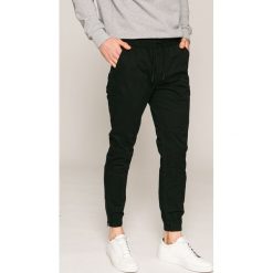 Jack & Jones - Spodnie 12132680. Spodnie na co dzień męskie marki Jack & Jones. W wyprzedaży za 149.90 zł.