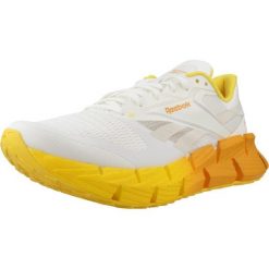 Buty REEBOK FLOATZIG 1 Biały. Białe buty trekkingowe męskie Reebok, bez wzorów, z syntetyku, bez zapięcia, trekkingowe. Za 472.99 zł.