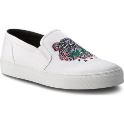 Tenisówki KENZO - F865SN100F70 Blanc 01. Trampki męskie marki Kenzo. W wyprzedaży za 439.00 zł.