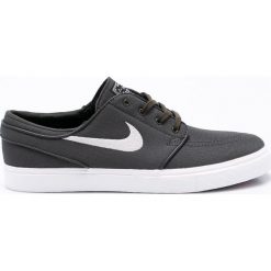 Nike Sportswear - Buty Zoom SB Stefan Janoski CNVS. Buty sportowe na co dzień męskie marki Nike Sportswear. W wyprzedaży za 319.90 zł.