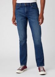 WRANGLER MĘSKIE SPODNIE JEANSOWE WRANGLER GREENSBORO BLUE ARCADE W15QYL31Q 112145844. Niebieskie jeansy męskie Wrangler, bez wzorów, z bawełny, biznesowe. W wyprzedaży za 139.99 zł.