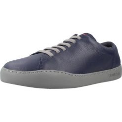 Buty CAMPER PEU Niebieski. Niebieskie buty zimowe męskie Camper, bez wzorów, ze skóry, sportowe, bez obcasa, bez zapięcia. Za 553.20 zł.