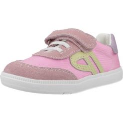 Buty PABLOSKY 070570P Rose. Czerwone buty trekkingowe męskie PABLOSKY, bez wzorów, ze skóry, bez zapięcia, trekkingowe. Za 257.99 zł.