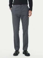 Calvin Klein Chinosy LV04LD613G Szary Slim Fit. Szare eleganckie spodnie męskie Calvin Klein, bez wzorów, z bawełny. Za 429.99 zł.