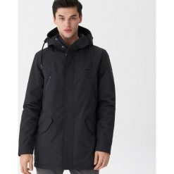 Parka basic - Czarny. Parki męskie marki House. W wyprzedaży za 119.99 zł.