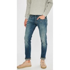 G-Star Raw - Jeansy 3301. Niebieskie jeansy męskie G-Star Raw, z bawełny, retro. W wyprzedaży za 449.90 zł.