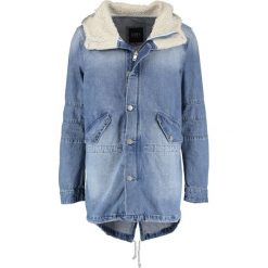 Cayler & Sons ALLDD Parka light blue. Parki męskie marki Cayler & Sons. W wyprzedaży za 356.85 zł.