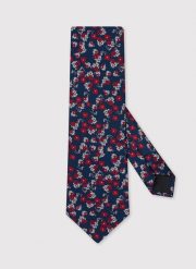 Granatowy krawat męski w czerwono-srebrne kwiaty P22SF-KX-025-X-0. Czerwone krawaty i muchy męskie Pako Lorente, bez wzorów, z poliesteru. Za 59.99 zł.