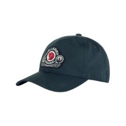 Czapka z daszkiem męski Classic Badge Cap - ciemnoniebieski. Niebieskie czapki męskie Fjällräven, bez wzorów. Za 130.99 zł.