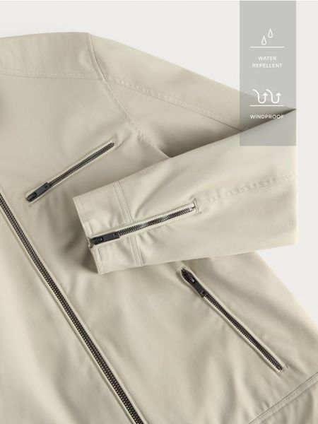 Kurtka biker ze stójką - jasnozielony. Zielone kurtki męskie Reserved, l, bez wzorów, bez ramiączek, bez kaptura. Za 239.99 zł.