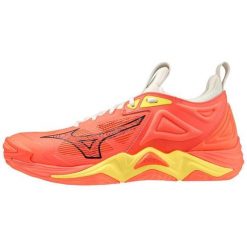 Buty halowe Mizuno Wave Momentum 3. Białe buty do biegania męskie Mizuno, bez wzorów, bez zapięcia, do biegania, mizuno wave. Za 713.45 zł.