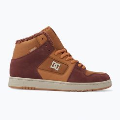 Buty męskie DC Manteca 4 Hi Wr. Brązowe buty zimowe męskie DC Shoes, bez wzorów, sportowe, bez obcasa, bez zapięcia. W wyprzedaży za 385.80 zł.