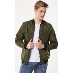 Zielona Kurtka Recheck. Kurtki męskie Born2be. Za 149.99 zł.