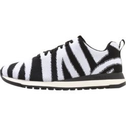 PS by Paul Smith MENS SHOE RAPPID OFF WHITE ZEB Sneakersy niskie white. Białe buty sportowe na co dzień męskie PS by Paul Smith, z materiału. W wyprzedaży za 377.55 zł.