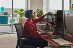 POLY Zestaw słuchawkowy Blackwire 3310 z certyfikatem Microsoft Teams +USB-C/A Adapter TAA. Zestawy słuchawkowe Poly. Za 152.62 zł.