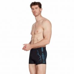 Męskie kąpielówki COMBAT Boxer. Czarne kąpielówki męskie ZOGGS, l, bez wzorów. Za 136.61 zł.