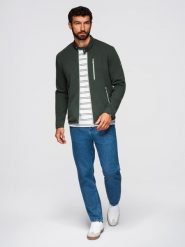 Strukturalna kurtka biker męska ze stójką – ciemnozielona V3. Zielone kurtki męskie Ombre Clothing, m, bez wzorów, z dzianiny, eleganckie, bez ramiączek, bez kaptura. W wyprzedaży za 217.49 zł.