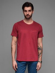 T-shirt LOOSE FIT męski z kieszonką – czerwony V3 OM-TSCT-0171 - XXL. Czerwone t-shirty męskie Ombre Clothing, l, z aplikacjami, z bawełny, bez kołnierzyka, bez ramiączek. W wyprzedaży za 24.99 zł.