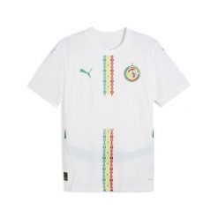 Męska koszulka domowa Senegal 2025 PUMA White Sport Green. Białe t-shirty sportowe męskie Puma, m, z aplikacjami, sportowe, bez ramiączek. Za 419.00 zł.