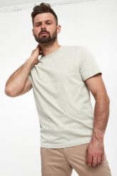 T-shirt męski w paski BURBERRY. T-shirty męskie Burberry, m, bez wzorów, bez kołnierzyka, bez ramiączek. Za 2,179.00 zł.