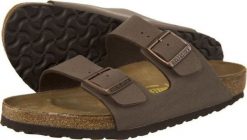 Birkenstock Klapki uniseks Arizona 181 brązowe r. 35. Brązowe klapki i japonki męskie Birkenstock, bez wzorów. Za 365.36 zł.