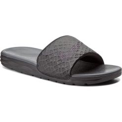 Klapki NIKE - Benassi Solarsoft 705474 091 Black/Anthracite. Czarne klapki i japonki męskie Nike, bez wzorów, z materiału. W wyprzedaży za 119.00 zł.