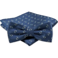 Modna Mucha Męska - Alties - Kolor Niebieski, Drobny Wzór Paisley. Niebieskie krawaty i muchy męskie Alties, bez wzorów, eleganckie. Za 40.00 zł.