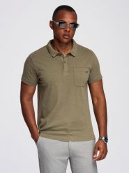 Koszulka polo klasyczna z bawełnianej dzianiny ciemnooliwkowa V5 OM-POWS-0142 XXL. Zielone koszulki polo męskie Ombre, m, bez wzorów, z bawełny, klasyczne, bez kołnierzyka, bez ramiączek. Za 166.41 zł.