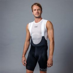 Męskie spodenki kolarskie do kolarstwa górskiego. Czarne szorty sportowe męskie ACELERA, bez wzorów, sportowe. W wyprzedaży za 338.36 zł.